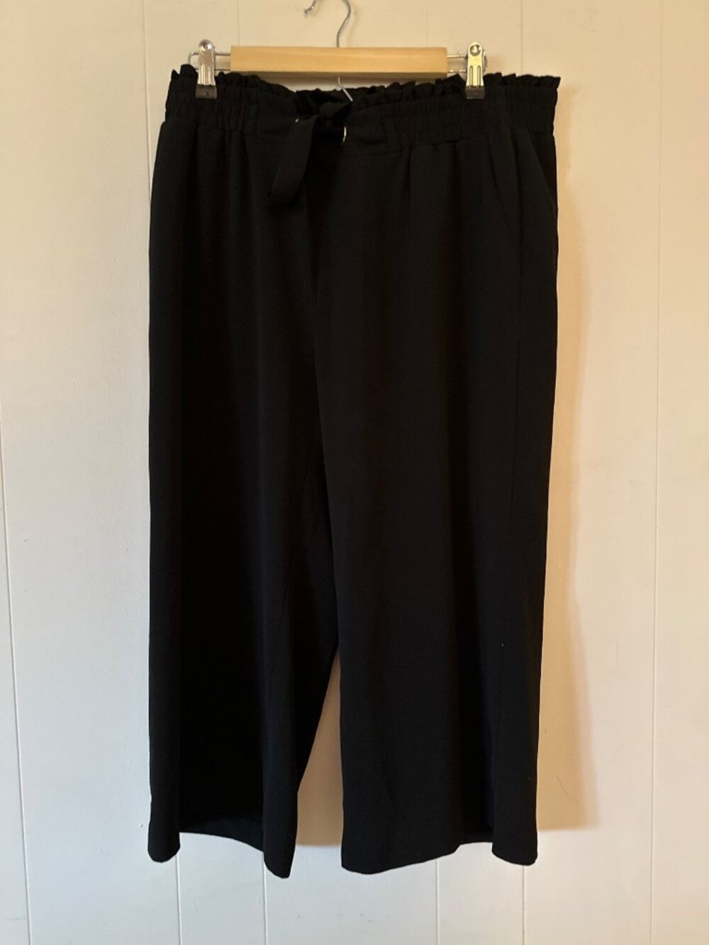 Michael Kors Womens Black Cropped Pants With Tie Waist & Elastic Band L